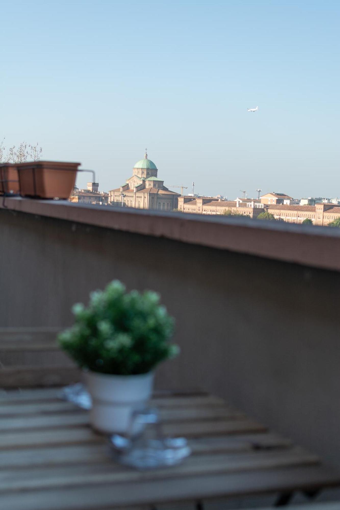 4 Star Family & Friends Apt - Self Check-In Bologna Exterior photo